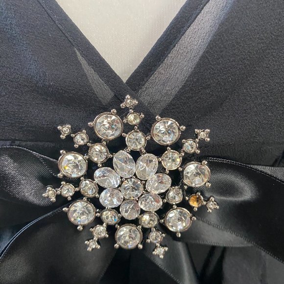 BCBG MAXAZRIA RUFFLE DRESS - Picture 2 of 7